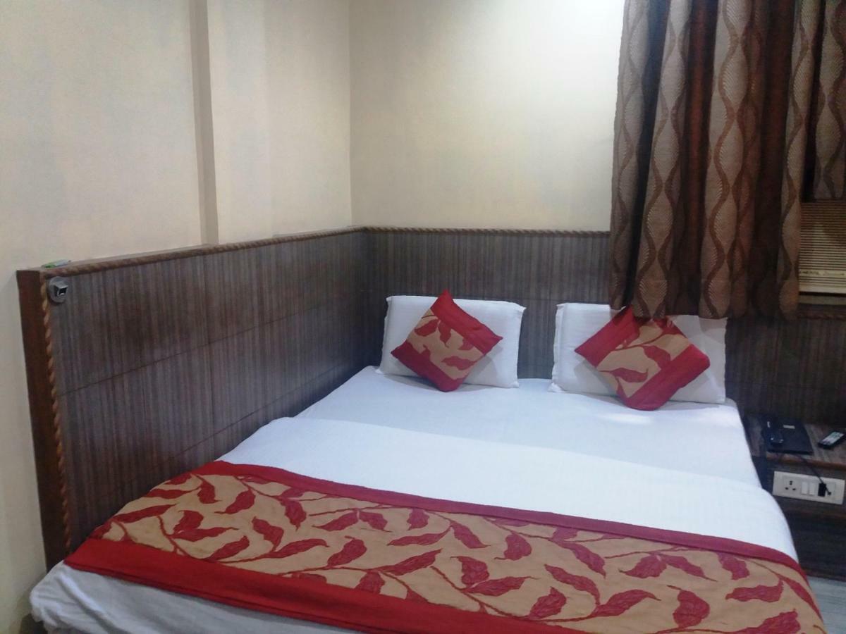 Hotel Roma Villa Нью-Дели Экстерьер фото