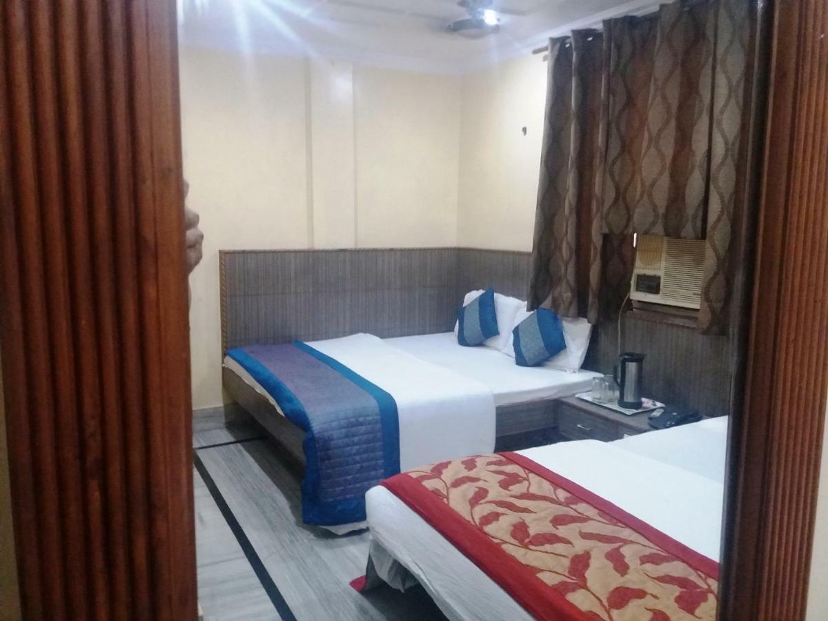 Hotel Roma Villa Нью-Дели Экстерьер фото